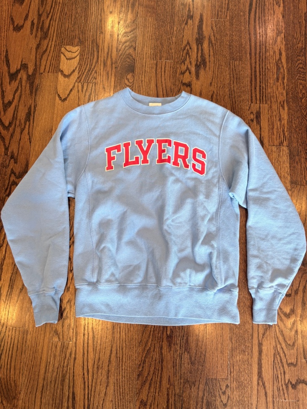 Champion Chapel Blue Crewneck Sweatshirt w/ red FLYERS Chest Logo Dayton Flyers